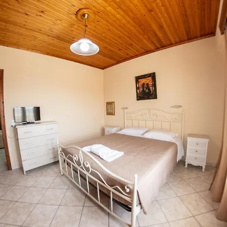 Kapetanios Apartment *